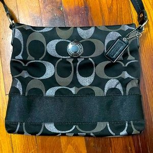 Coach shoulder bag / purse